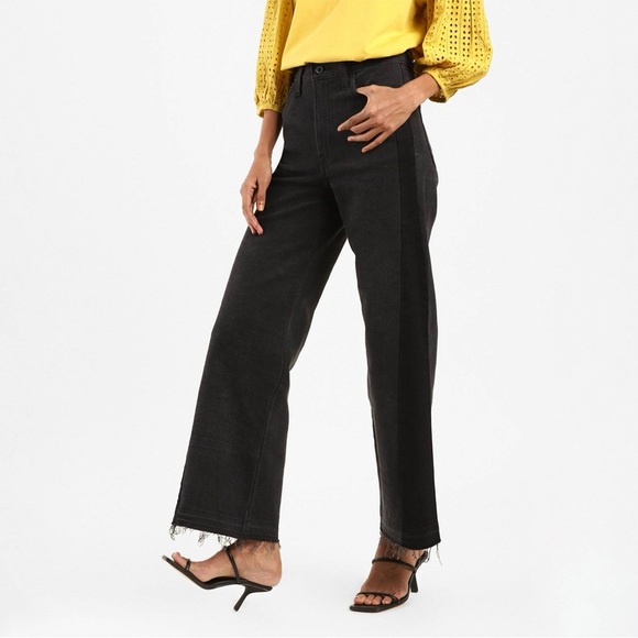 Levi’s X Deepika Padukone Ribcage Wide Leg Jeans - Picture 3 of 12